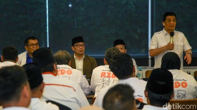 Momen RK Temui Anggota DPRD Pengusung RIDO