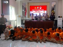 Pasutri di Pasuruan Ditangkap Terima Paket Sabu 1 Kg Diaku Ikan Asin
