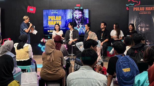Para pemain Pulau Hantu