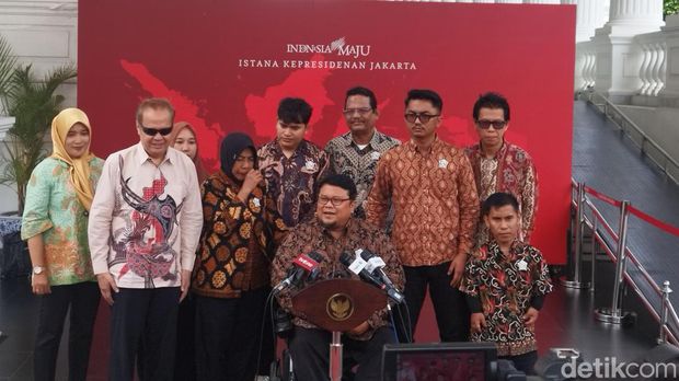 Perkumpulan Penyandang Disabilitas Indonesia (PPDI) di Istana Kepresidenan, Senin (30/9/2024).