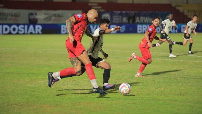 Persija Jakarta Vs PSM Makassar berakhir imbang 1-1 dalam laga Liga 1 2024/2025.