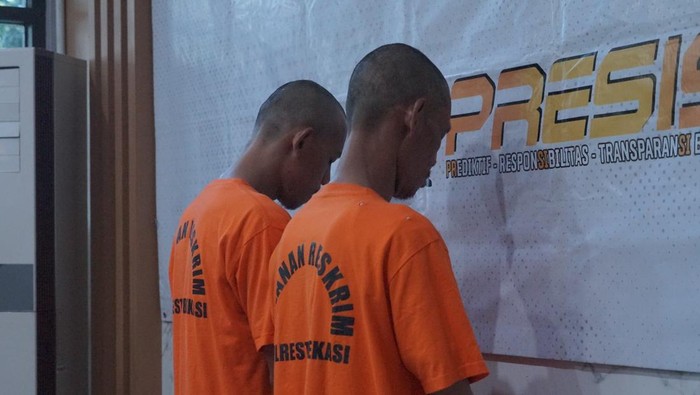 Polres Metro Bekasi menetapkan ayah dan anak pengelola ponpes sebagai tersangka pencabulan terhadap 3 orang santriwati