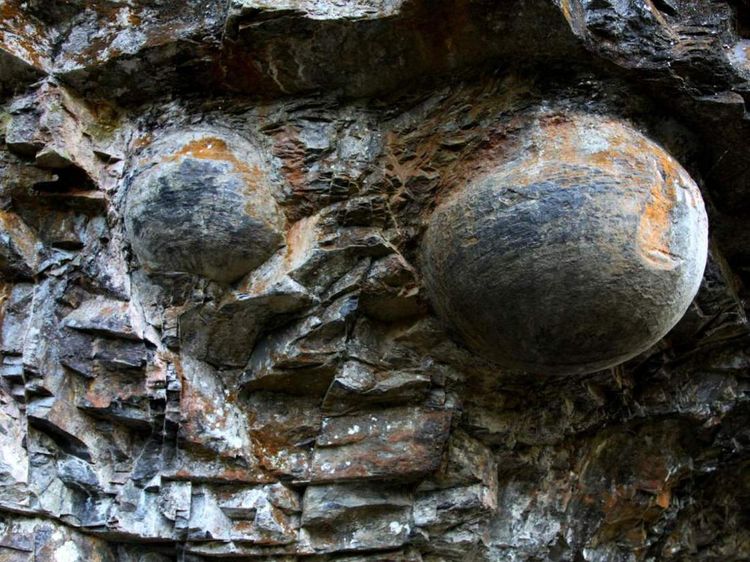 Ada Gunung Bertelur di China, Ini Penjelasannya