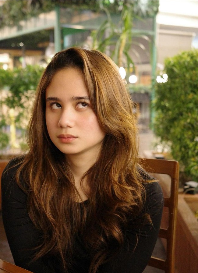 Penampilannya banjir pujian di kolom komentar. “TISA auranya Bgus bngt sangat cantik natural,” tulis salah satu pengguna Instagram.  Foto: Instagram/@tissabiani