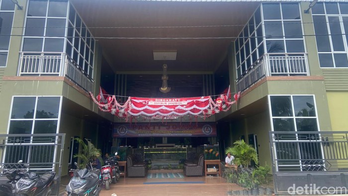Aipda Irvan Penggagas Hotel Lansia Terlantar di Singkawang Kalbar