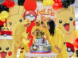 8 Foto Pesta Ultah Aqli Anak Ayu Dewi, 1 Keluarga Kompak Pakai Kostum Pokemon