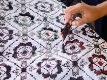 Merayakan Hari Batik Nasional: Sejarah, Motif hingga Maknanya