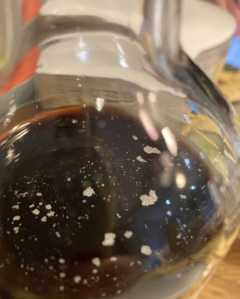 Hati-hati Bintik Putih di Botol Kecap Asin Pertanda Bahaya Ini!