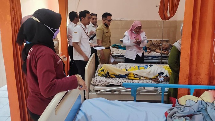 keracunan massal di blitar