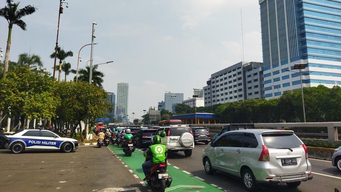 Macet Jl Gatot Subroto