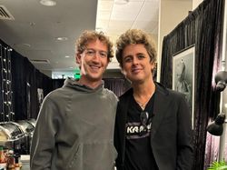 Potret Perubahan 180 Derajat Zuckerberg, Sederhana Jadi Bergaya