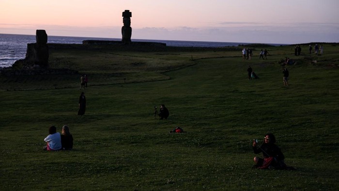 Melihat Keindahan Pulau Paskah yang Jadi Daya Tarik Wisatawan Taman Nasional Rapa Nui adalah situs Pulau Paskah yang menjadi daya tarik wisatawan. Pengunjung dapat melihat ratusan Patung Moai yang tersebar di pulau.