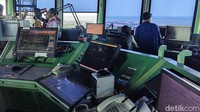 ACC di Bandara Soetta juga bertambah seiring dengan pengambilalihan ruang udara Natuna di Kepulauan Riau. Sebelumnya ruang udara di sana dikontrol oleh Singapura.   