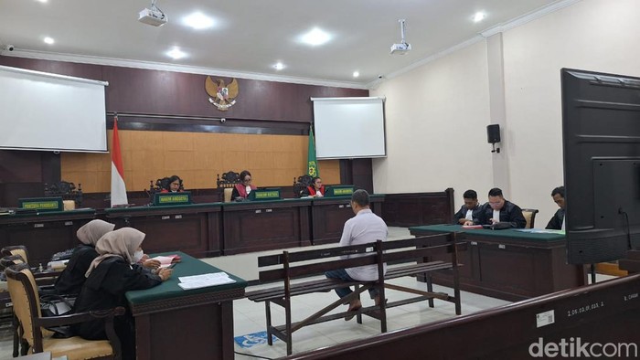 penipuan penggelapan di mojokerto