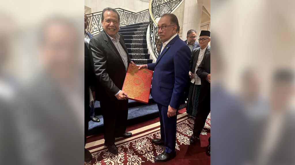 Pertemuan PM Malaysia Anwar Ibrahim dengan Chairman CT Corp Chairul Tanjung beserta petinggi Nahdlatul Ulama dan Muhammadiyah di Malaysia, Selasa (1/10/2024). (Dok. Istimewa)