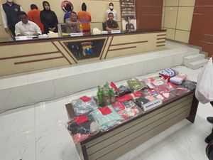 12 Pasangan Seks Swinger di Batu Digerebek, Peserta Direkrut Lewat Telegram
