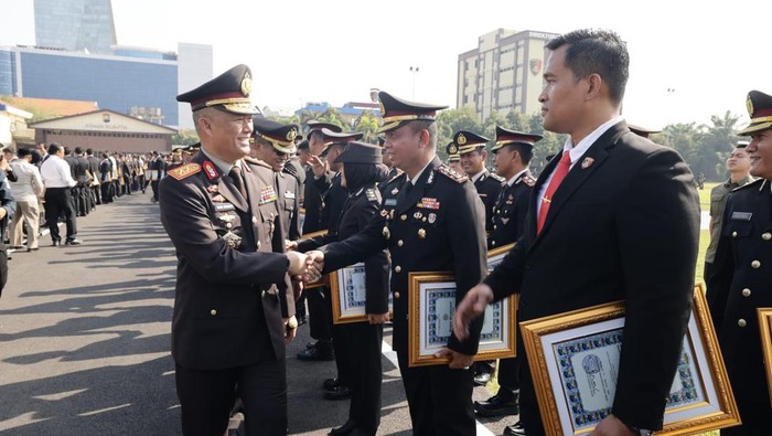 Polresta Banyuwangi raih penghargaan Kapolda Jatim.
