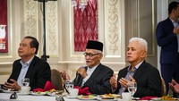 CT juga mengajak semua pihak untuk tidak terjebak dalam budaya kemiskinan, seperti menganggap kemiskinan sebagai takdir. Dia mengatakan kemiskinan harus dilawan. (Instagram anwaribrahim_my)