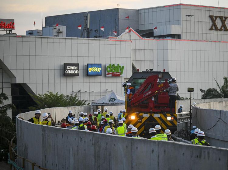 Potret Uji Coba LRT Jakarta Jalur Velodrome-Rawamangun