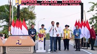 Perbaikan infrastruktur jalan ini, diharapkan dapat mempercepat aktivitas perekonomian masyarakat dan meningkatkan kualitas hidup warga. Jalan-jalan yang sebelumnya rusak parah kini menjadi mulus tanpa lubang, sehingga mempermudah akses dan mobilitas warga setempat. 