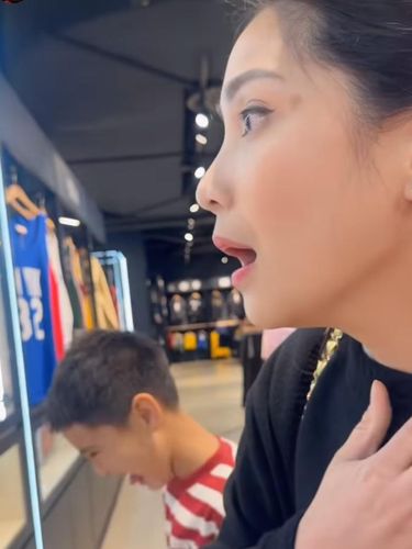 Raffi Ahmad dan Nagita Slavina saat berada di Berlin.