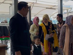 Video RK Dampingi Atalia Pelantikan Anggota DPR