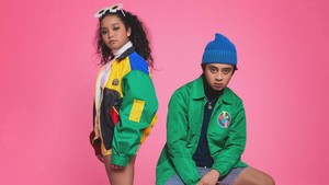 Romaria juga diperkenalkan sebagai adik sepupu Bastian Steel. Aku kan dari dulu orang-orang ingatnya Romaria Malu Sama Kucing adiknya Bang Babas, aku Romaria saat menjadi bintang tamu Rumpi: No Secret Trans TV, Rabu (23/7/2025). Foto: Instagram @romariasimbolon1511