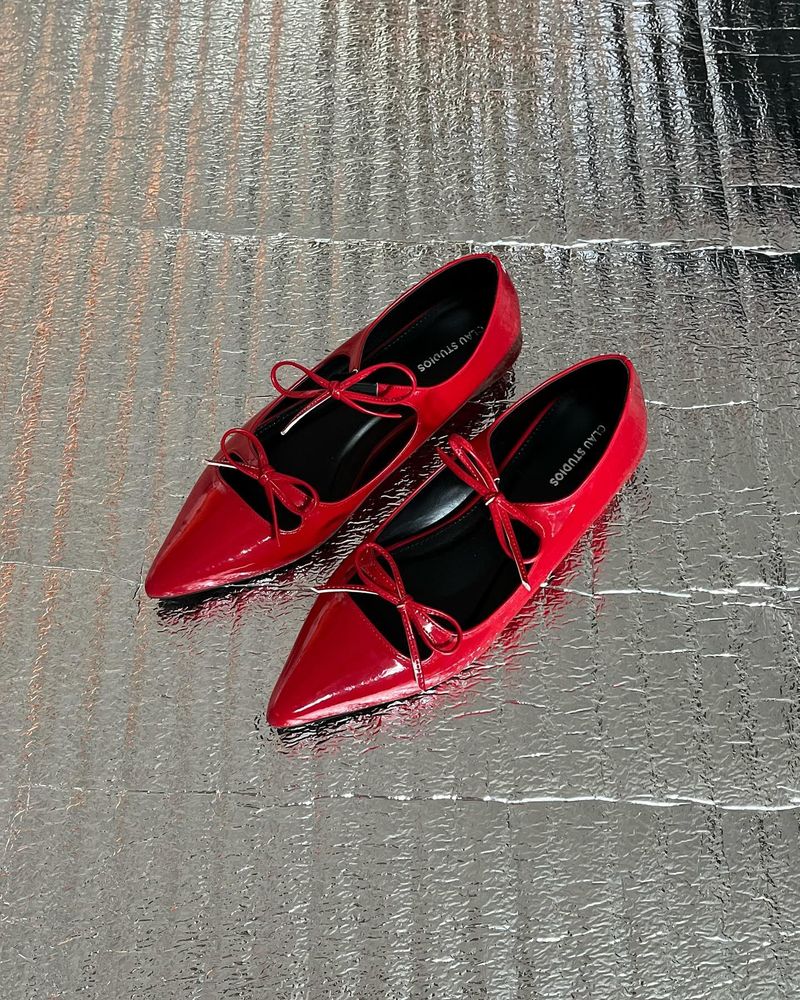 sepatu flats unik lokal