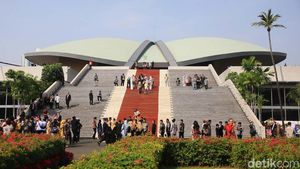 Suasana Gedung DPR Jelang Pelantikan Anggota Dewan 2024-2029