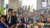 Dia mengaku kecewa karena banyak media sosial dari akun-akun yang dianggap kredibel ikut termakan hoax. Foto: Uya Kuya (Firda/detikcom).