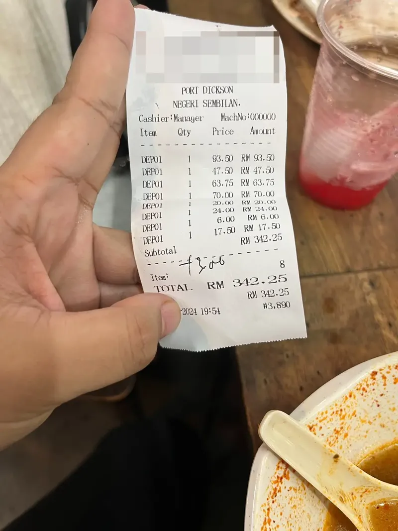 5 Orang Ini Pesan Makanan Seharga Puluhan Juta Tapi Rasanya Tidak Enak!