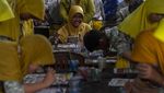 9 Momen Menarik Peringatan Hari Batik Nasional di Tanah Air