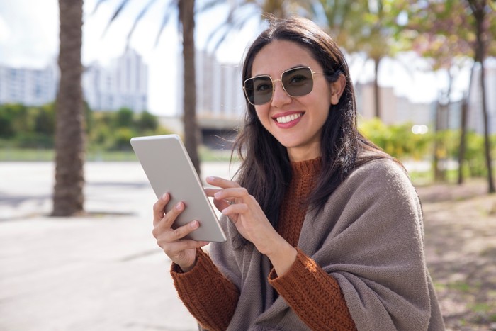 Illustro Adaptive Bluelight Shield Bantu Mata Tetap Nyaman Pakai Gadget