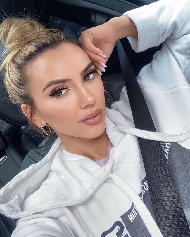 Blerta pun sangat bangga dengan Leon dan sering membagikan potretnya di Instagram. Foto: Instagram Blerta Dajaku