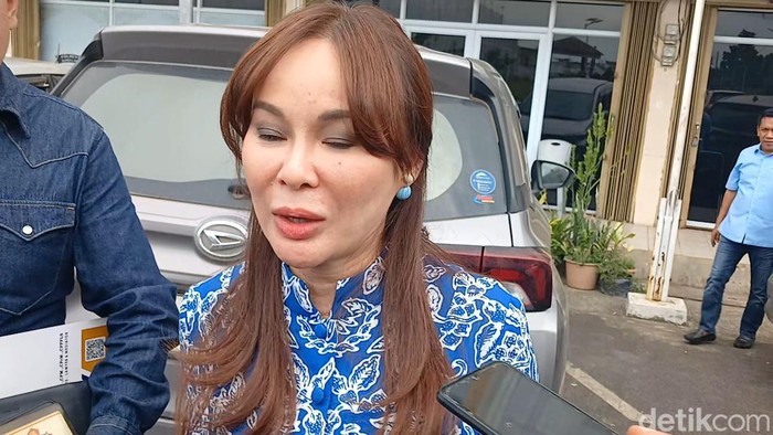 Calon Wakil Wali Kota Batam, Nomor Urut 2, Li Claudia Chandra.