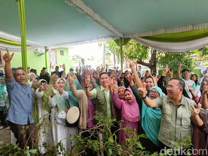 Beredar Banner Ibu Cukup Menata Rumah, Ratu Dewa: Bukan Tim Kami yang Buat