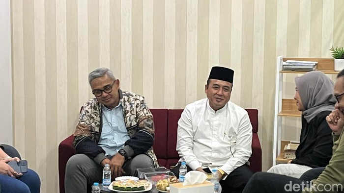 Farhan-Erwin saat berkunjung ke kantor detikJabar.