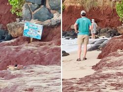 Kumpulan Kelakuan Turis yang Bikin Geleng-geleng, Awas Ikutan Emosi!