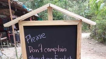 Bepergian Ke Negara Asing Dan Mengeluh Tentang Bahasa Inggris Yang Buruk Foto: Demilked