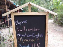 Kumpulan Kelakuan Turis yang Bikin Geleng-geleng, Awas Ikutan Emosi!