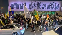 Diketahui Iran menembakkan sekitar 180 rudal balistik dan roket ke Israel. (REUTERS/Ahmed Saad) 
