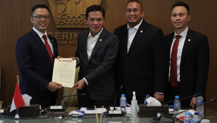 Habiburokhman dan Andre Rosiade memimpin Fraksi Gerindra di MPR.