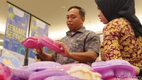 Bazar berlangsung di Foyer The Hall akan menawarkan produk dengan diskon hingga 90%, Treasure Hunt, promosi, flash sale, dan giveaways yang menarik. Sementara itu, private expo yang diadakan di Main Ballroom, akan diperuntukkan bagi pengunjung VIP, di mana produk premium akan dipamerkan dengan display dan demo eksklusif.