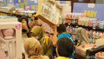 Intip Keseruan Berburu Diskon di Bazar Produk Rumah Tangga