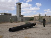 Iran-Israel Panas, Pecahan Rudal Jatuh di Tepi Barat