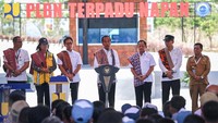 Jokowi mengungkapkan pembangunan PLBN yang tersebar dari Kepulauan Riau (Kepri) hingga Papua Selatan itu merupakan perintahnya sejak 10 tahun lalu atau sejak kali pertama menjabat sebagai presiden. Menurut Jokowi, pembangunan PLBN merupakan upaya pemerataan pembangunan hingga ke titik perbatasan.