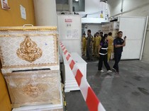 Keluarga Korban Bus Sekolah Terbakar di Bangkok Datangi RS Forensik