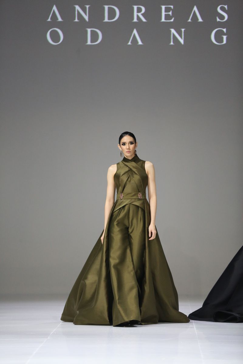 Koleksi Andreas Odang 2025 di The Langham Jakarta Koleksi Andreas Odang 2025 di The Langham Jakarta