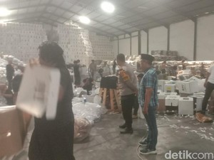 KPU Surabaya Terima 71 Ribu Logistik Pilkada