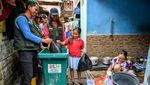 Ada Layanan Jemput Sampah di Permukiman Padat Penduduk, Ini Potretnya